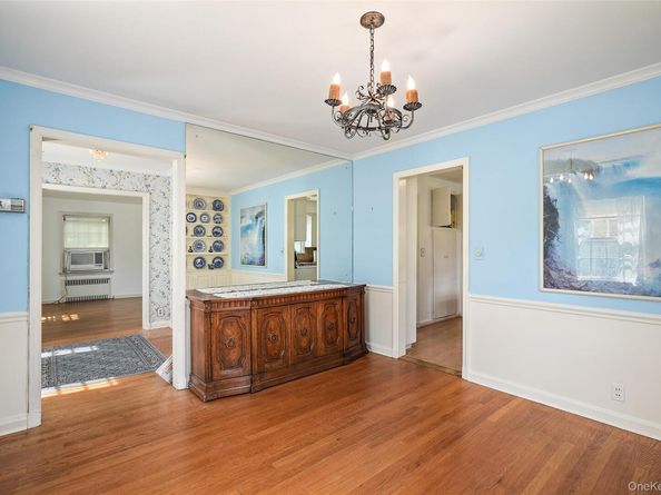 100 Lord Kitchener Road, New Rochelle NY 10804