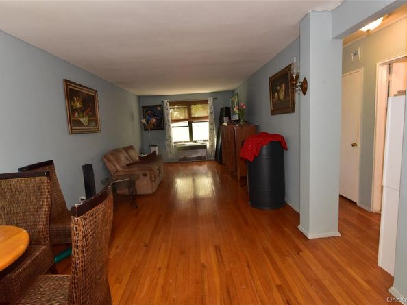 87-30 204 Street B55, Hollis NY 11423
