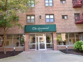 87-30 204 Street B55, Hollis NY 11423