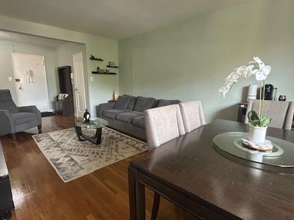 84-01 Main Street 627, Briarwood NY 11435