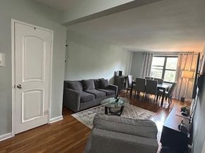 84-01 Main Street 627, Briarwood NY 11435