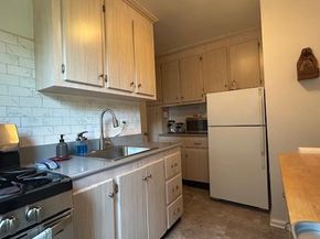 84-01 Main Street 627, Briarwood NY 11435