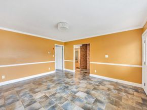11 Winter Lane, Hicksville NY 11801