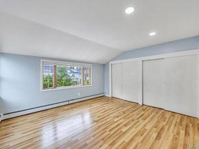 11 Winter Lane, Hicksville NY 11801