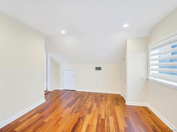 9 Sycamore Drive, Great Neck NY 11021