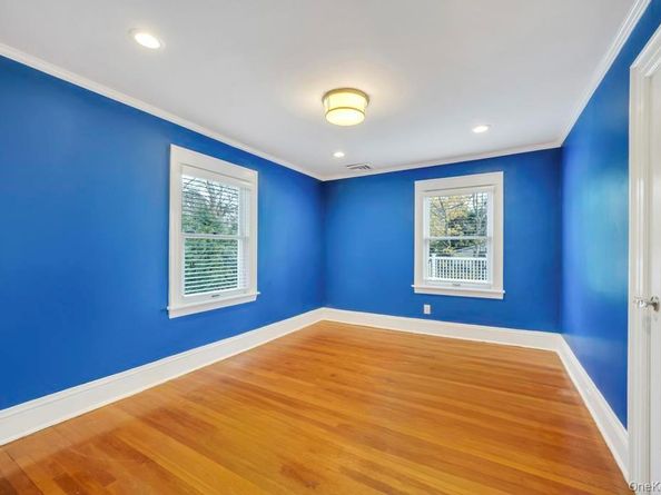 9 Sycamore Drive, Great Neck NY 11021