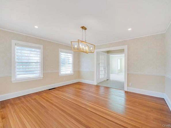 9 Sycamore Drive, Great Neck NY 11021