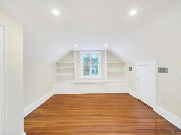 9 Sycamore Drive, Great Neck NY 11021