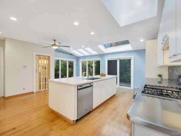 9 Sycamore Drive, Great Neck NY 11021