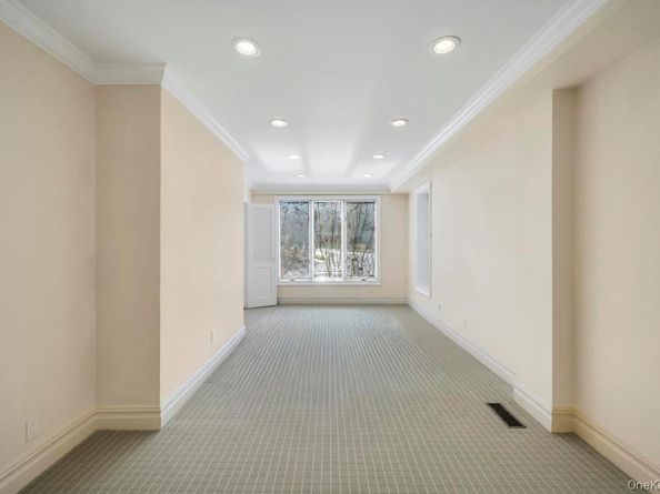 9 Sycamore Drive, Great Neck NY 11021