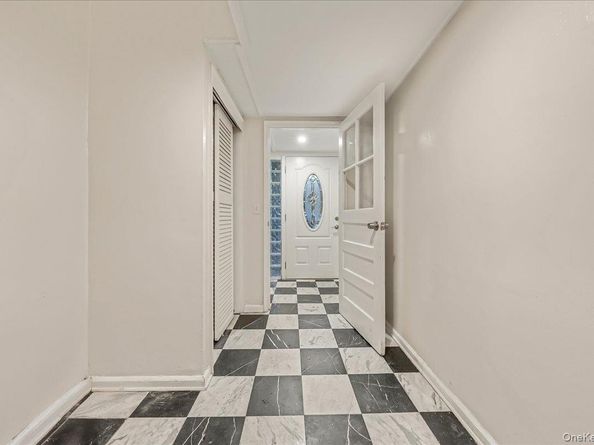 4183 Murdock Avenue, Bronx NY 10466