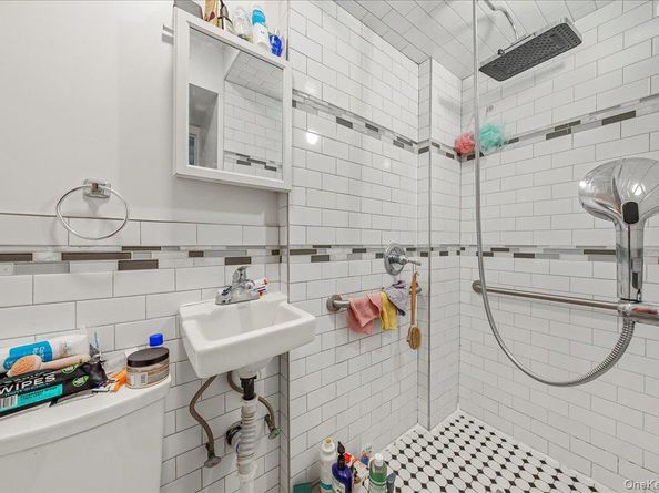 4183 Murdock Avenue, Bronx NY 10466