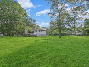 4 Wintergreen Drive, Melville NY 11747