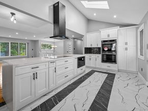 4 Wintergreen Drive, Melville NY 11747