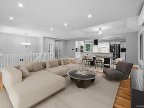 4 Wintergreen Drive, Melville NY 11747