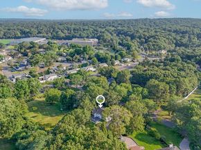 4 Wintergreen Drive, Melville NY 11747