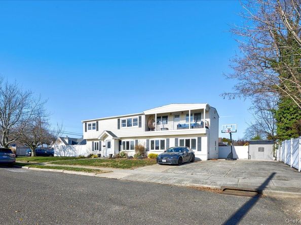 3309 Nelson Street, Wantagh NY 11793