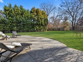 56 Fairfields Lane, Huntington Station NY 11746