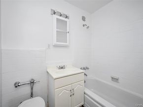 99-10 60th Avenue 5D, Corona NY 11368