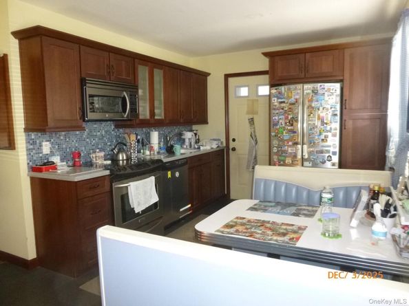 71 Carroll Street, Brentwood NY 11717