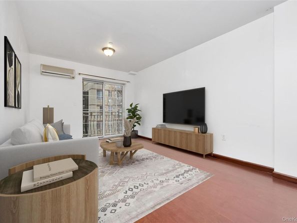 132-36 POPLE Avenue 3A, Flushing NY 11355