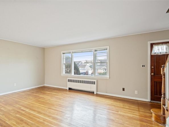 178 Farnum Boulevard, Franklin Square NY 11010