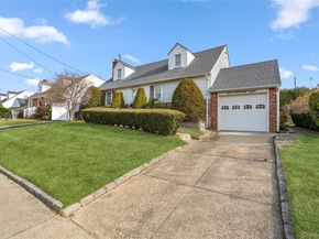 178 Farnum Boulevard, Franklin Square NY 11010
