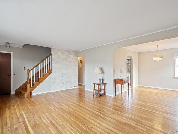 178 Farnum Boulevard, Franklin Square NY 11010