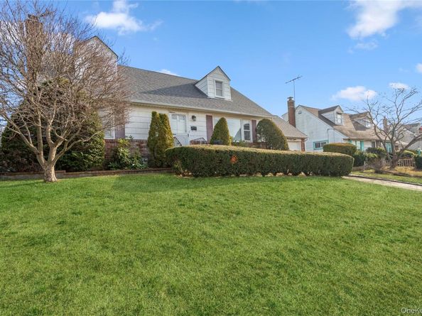178 Farnum Boulevard, Franklin Square NY 11010