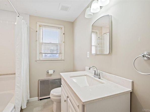 178 Farnum Boulevard, Franklin Square NY 11010