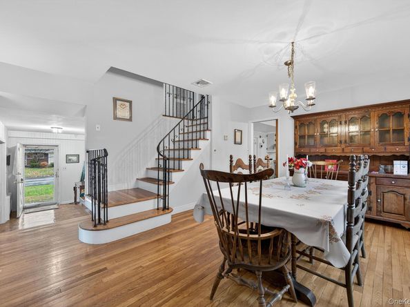 1 Tracy Drive, Huntington NY 11743