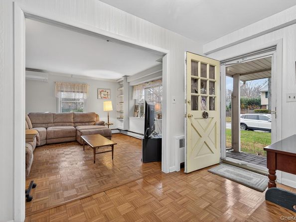 1 Tracy Drive, Huntington NY 11743