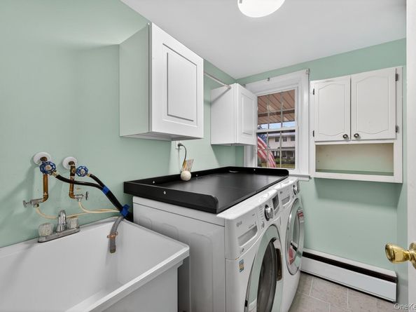 1 Tracy Drive, Huntington NY 11743