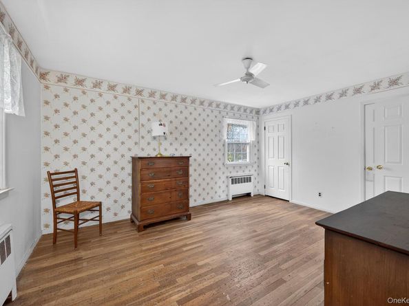 1 Tracy Drive, Huntington NY 11743