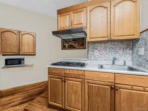 91 E 208th Street 3K, Bronx NY 10467