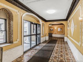 91 E 208th Street 3K, Bronx NY 10467