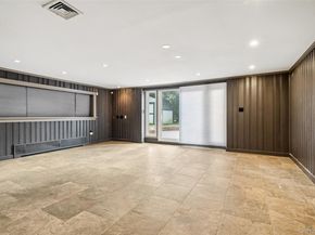 15 Baylis Place, Lynbrook NY 11563