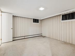 15 Baylis Place, Lynbrook NY 11563