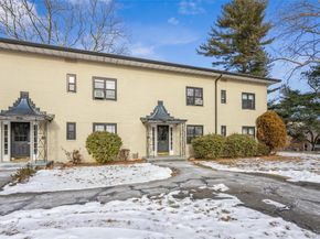 25 Manchester Road B23, Eastchester NY 10709