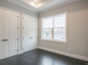 2 Seaman, Glen Cove NY 11542