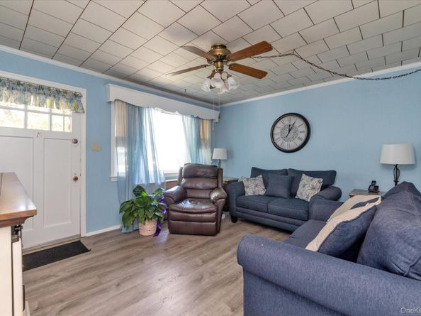 311 Hunnewell Avenue, Elmont NY 11003