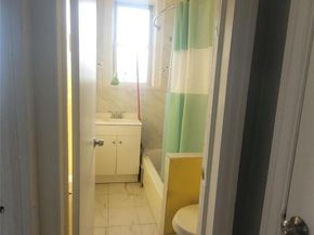 2924 Yates Avenue, Bronx NY 10469