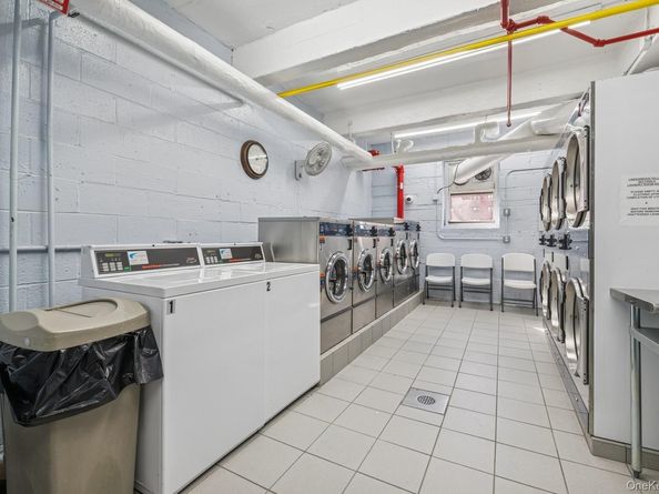 153-25 88th Street 3G, Howard Beach NY 11414