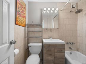 2035 Central Park Avenue 2H, Yonkers NY 10710