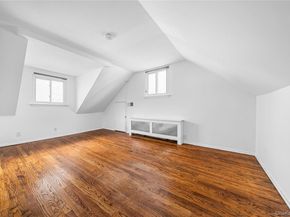 28 Ellen Place, Kings Park NY 11754