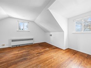 28 Ellen Place, Kings Park NY 11754