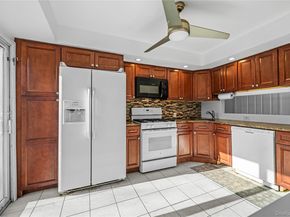 28 Ellen Place, Kings Park NY 11754