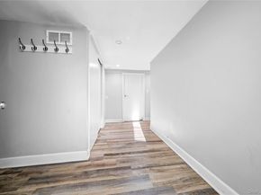 28 Ellen Place, Kings Park NY 11754