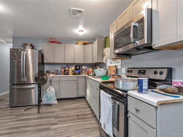 94 W 11th Street, Huntington Station NY 11746