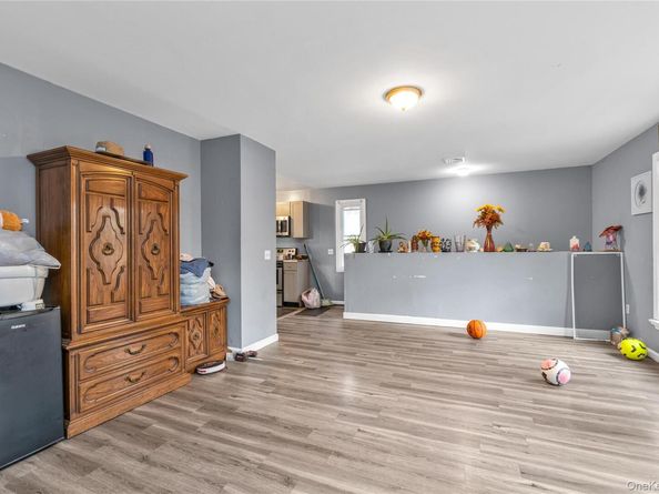 94 W 11th Street, Huntington Station NY 11746